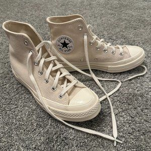 Cream Converse Chuck 70